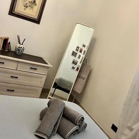 Enza Villa *