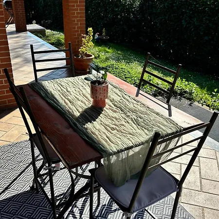 Enza Villa *