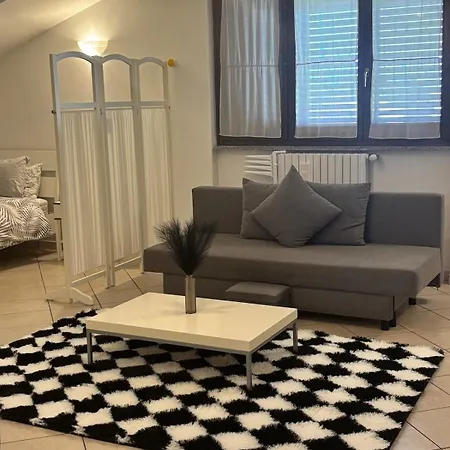 Enza Villa Gaggiano