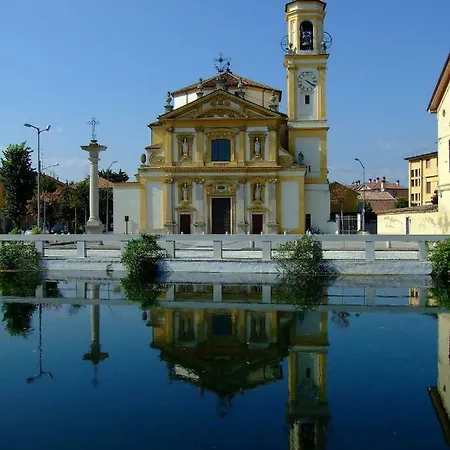 Near Milan & Rho Fiera Holiday home