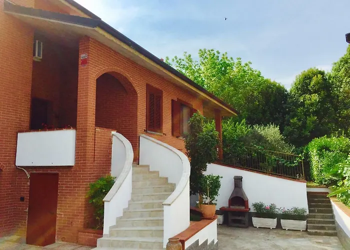 Large Villa up 15 people near Milan&Rho Fiera Villa *