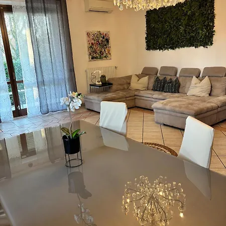 Enza Villa